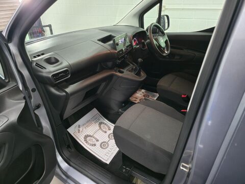Vauxhall Combo L1H1 2000 EDITION S/S 26