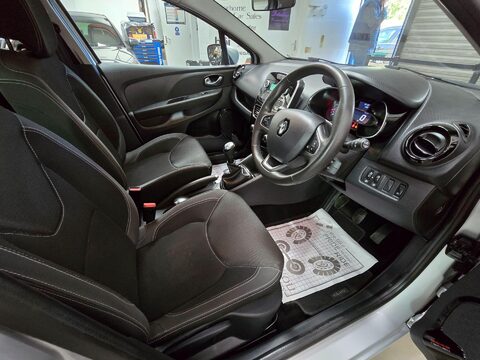 Renault Clio 1.5 dCi Play Euro 6 (s/s) 5dr 33