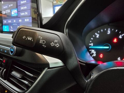 Ford Focus 1.5 EcoBlue Zetec Euro 6 (s/s) 5dr 35