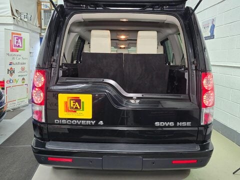 Land Rover Discovery 4 SDV6 HSE 13