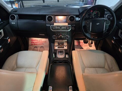 Land Rover Discovery 4 SDV6 HSE 26