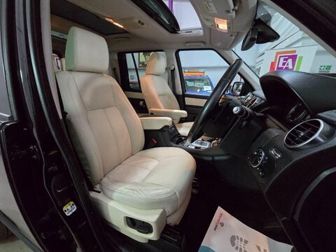 Land Rover Discovery 4 SDV6 HSE 49