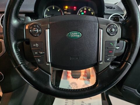 Land Rover Discovery 4 SDV6 HSE 40