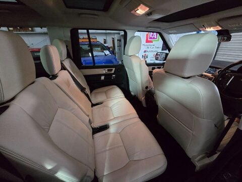 Land Rover Discovery 4 SDV6 HSE 23