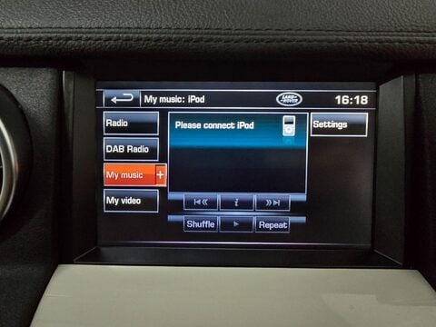 Land Rover Discovery 4 SDV6 HSE 36