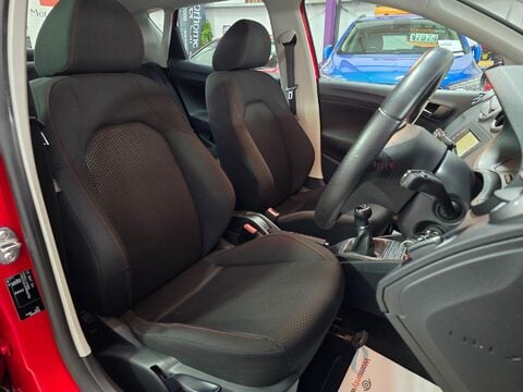 SEAT Ibiza TSI FR TECHNOLOGY 32