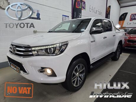 Toyota Hilux INVINCIBLE 4WD D-4D DCB