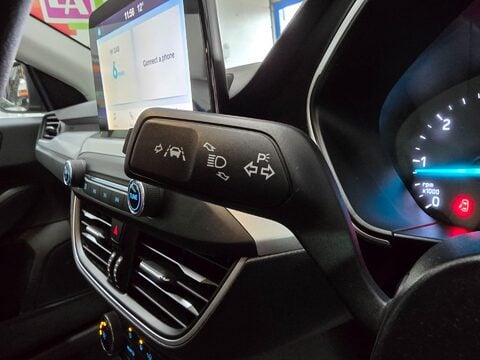 Ford Focus 1.5 EcoBlue Zetec Euro 6 (s/s) 5dr 41