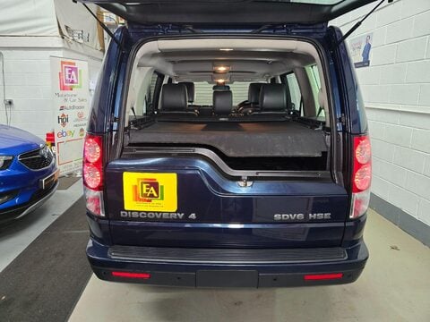 Land Rover Discovery 4 SDV6 HSE 9