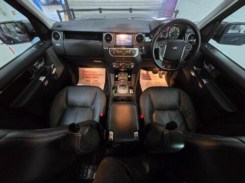 Land Rover Discovery 4 SDV6 HSE 26