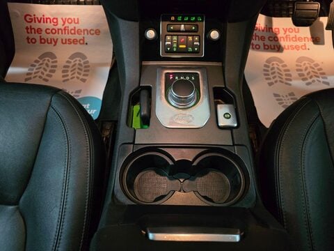 Land Rover Discovery 4 SDV6 HSE 29