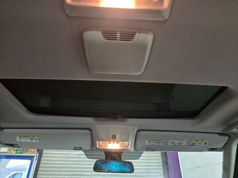 Land Rover Discovery 4 SDV6 HSE 36