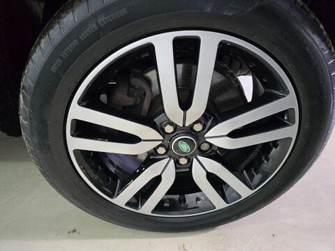 Land Rover Discovery 4 SDV6 HSE 52