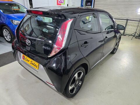 Toyota Aygo VVT-I X-CLUSIV 12