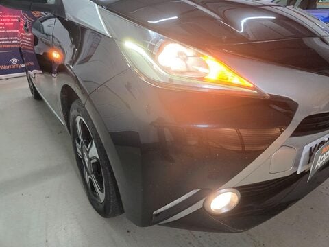 Toyota Aygo VVT-I X-CLUSIV 46