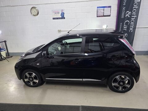 Toyota Aygo VVT-I X-CLUSIV 6