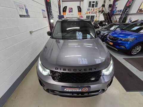 Land Rover Discovery TD6 HSE LUXURY 18