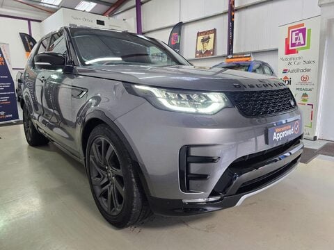 Land Rover Discovery TD6 HSE LUXURY 16