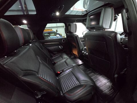 Land Rover Discovery TD6 HSE LUXURY 22