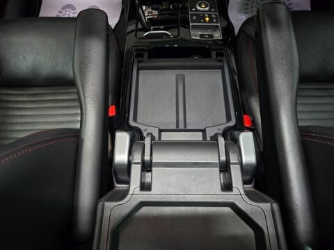 Land Rover Discovery TD6 HSE LUXURY 29