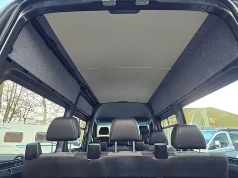 Mercedes-Benz Sprinter 319 CDI MWB 9