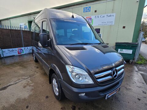 Mercedes-Benz Sprinter 319 CDI MWB 12