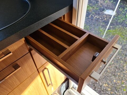 Auto-Trail Tracker EKS Motor Home 49