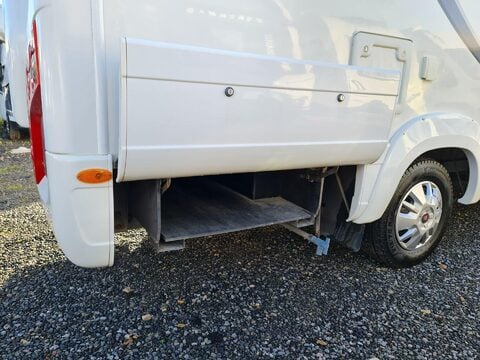 Auto-Trail Tracker EKS Motor Home 11