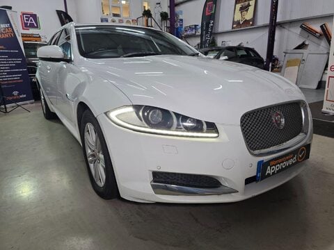 Jaguar XF D LUXURY SPORTBRAKE 15