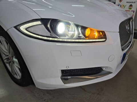 Jaguar XF D LUXURY SPORTBRAKE 48