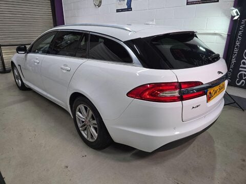 Jaguar XF D LUXURY SPORTBRAKE 7
