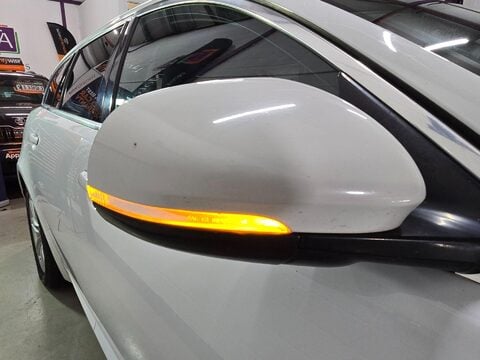 Jaguar XF D LUXURY SPORTBRAKE 49