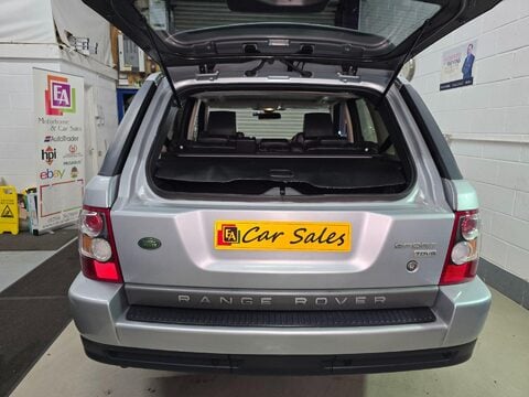 Land Rover Range Rover Sport TDV8 SPORT HSE 9