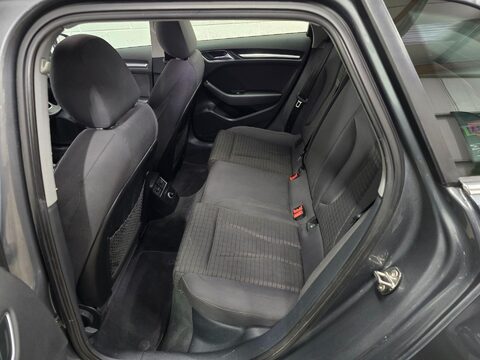 Audi A3 SPORTBACK E-TRON 43