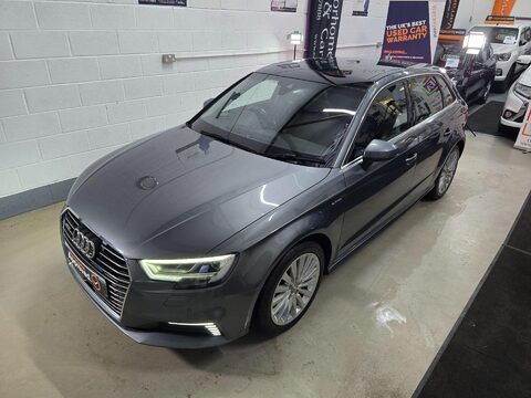 Audi A3 SPORTBACK E-TRON 5