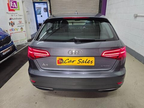 Audi A3 SPORTBACK E-TRON 8