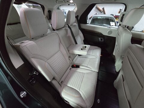 Land Rover Discovery SI6 HSE 23