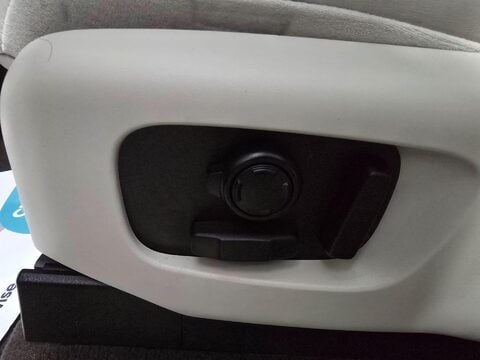 Land Rover Discovery SI6 HSE 57