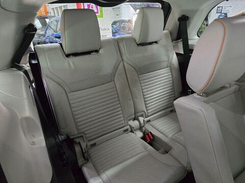 Land Rover Discovery SI6 HSE 19