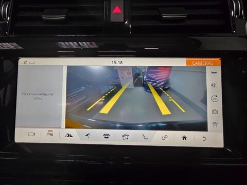 Land Rover Discovery SI6 HSE 38