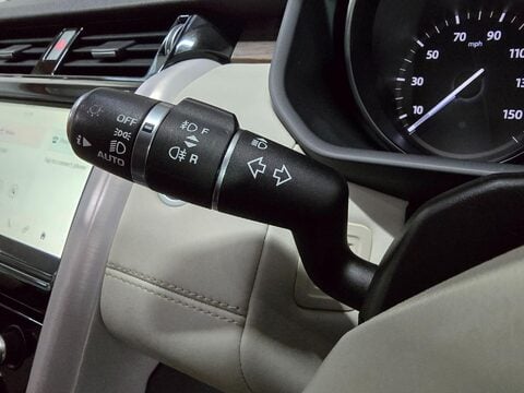 Land Rover Discovery SI6 HSE 46