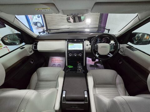 Land Rover Discovery SI6 HSE 29