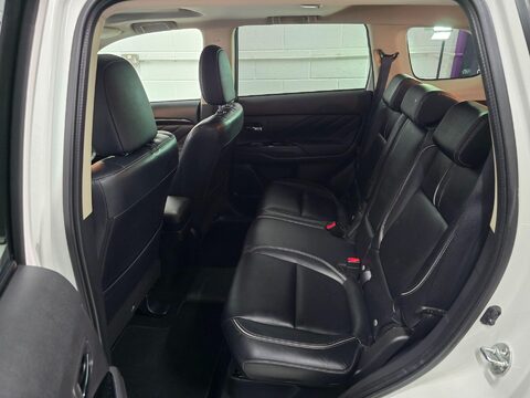 Mitsubishi Outlander PHEV GX 4H 52