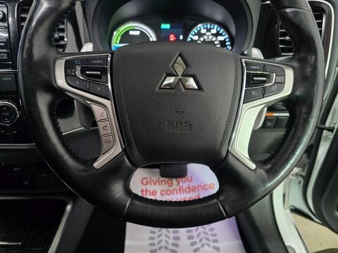 Mitsubishi Outlander PHEV GX 4H 38