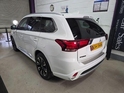 Mitsubishi Outlander PHEV GX 4H 7