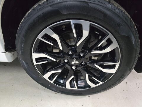 Mitsubishi Outlander PHEV GX 4H 54