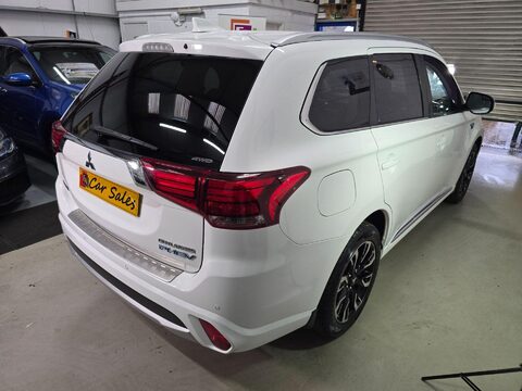 Mitsubishi Outlander PHEV GX 4H 2