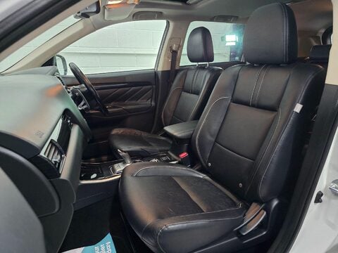 Mitsubishi Outlander PHEV GX 4H 51