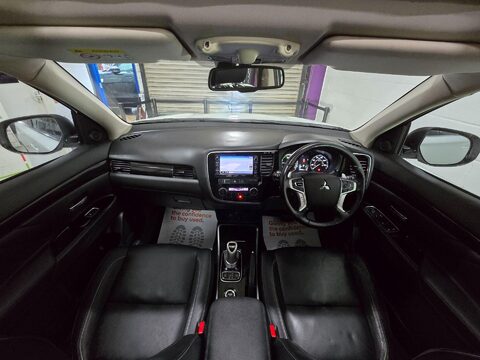 Mitsubishi Outlander PHEV GX 4H 24