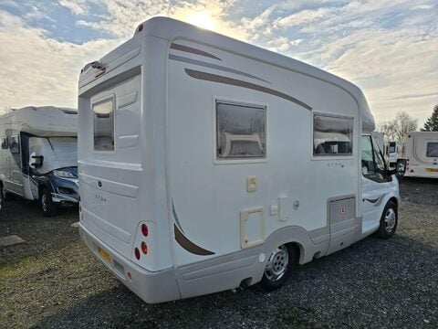 Auto-Sleepers Nuevo Eton 9